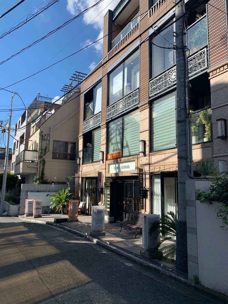 医療法人社団 けい子レディースクリニック表参道の写真 1