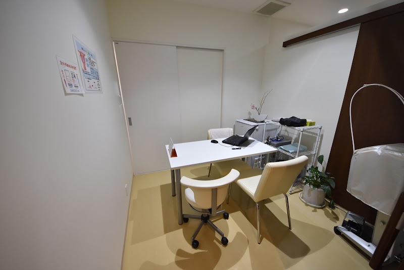 医療法人 しもむら本町レディースクリニックの写真 1
